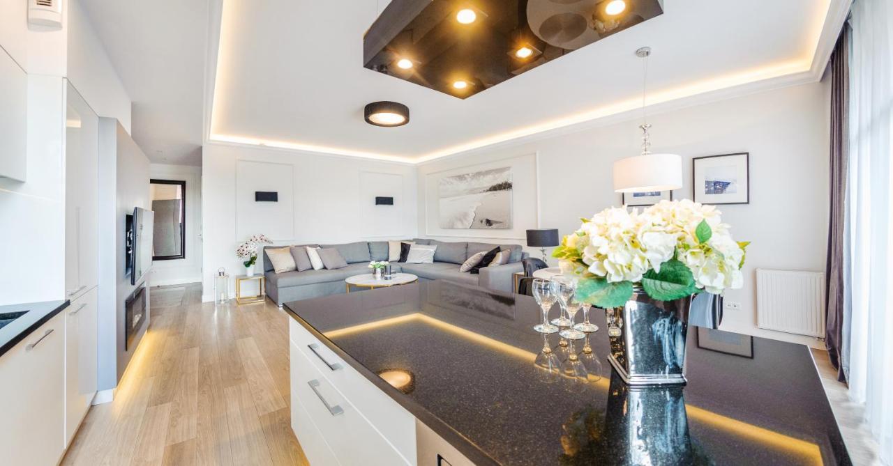 Apartamenty Sun & Snow Sopocka Przystan โซพอต ภายนอก รูปภาพ